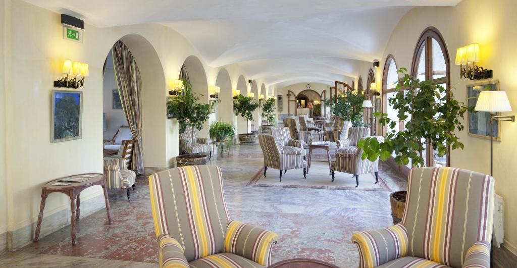 Le Grand Hotel Moltig les Bains Екстериор снимка