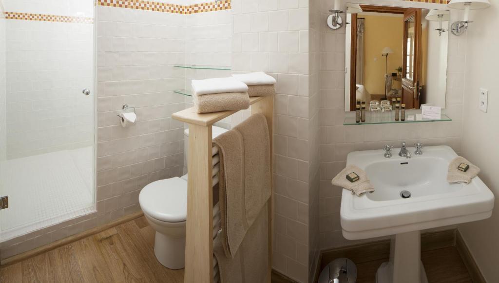 Le Grand Hotel Moltig les Bains Стая снимка
